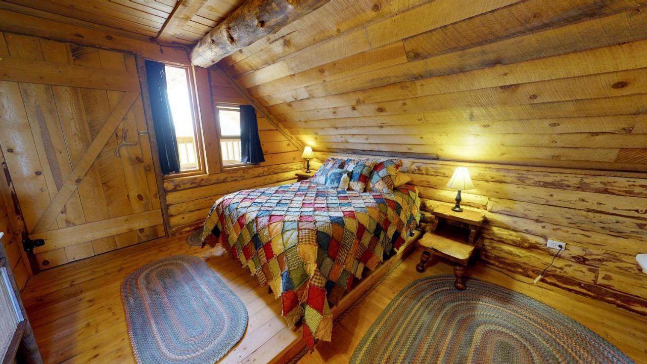 Canyon View Family Cabin, Deck, Tv Room, Games, Bbq, Campfire مونتيسلو المظهر الخارجي الصورة