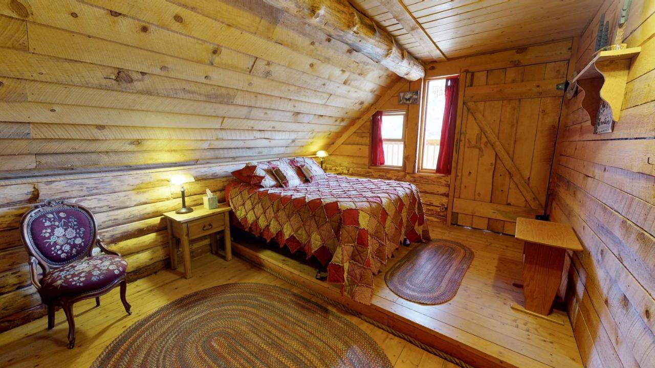 Canyon View Family Cabin, Deck, Tv Room, Games, Bbq, Campfire مونتيسلو المظهر الخارجي الصورة