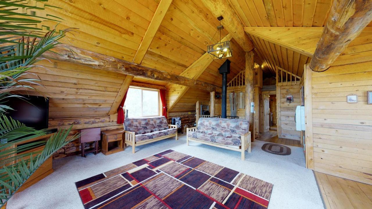 Canyon View Family Cabin, Deck, Tv Room, Games, Bbq, Campfire مونتيسلو المظهر الخارجي الصورة